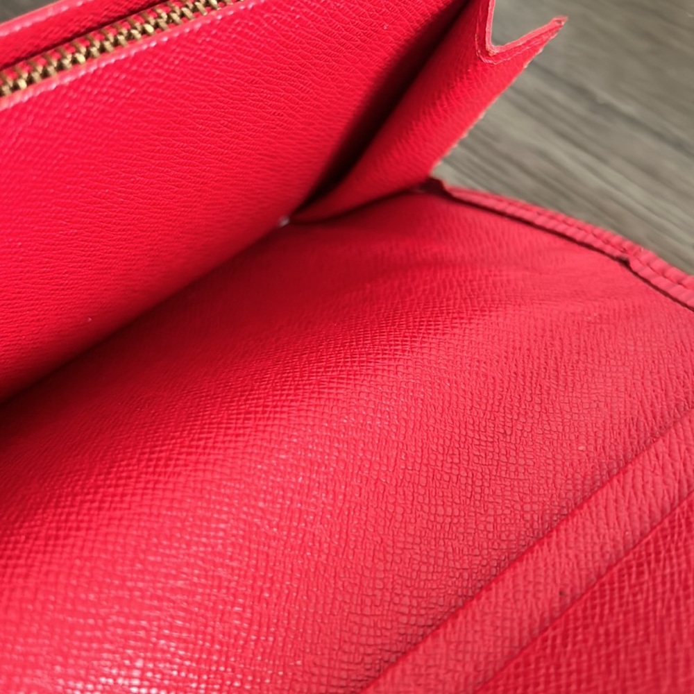 Louis Vuitton Red Epi Snap Wallet - Picture 10 of 15